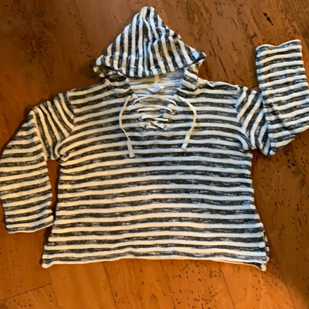 Cropped knit hoodie size Small